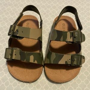 12-18mos Camo Sandals